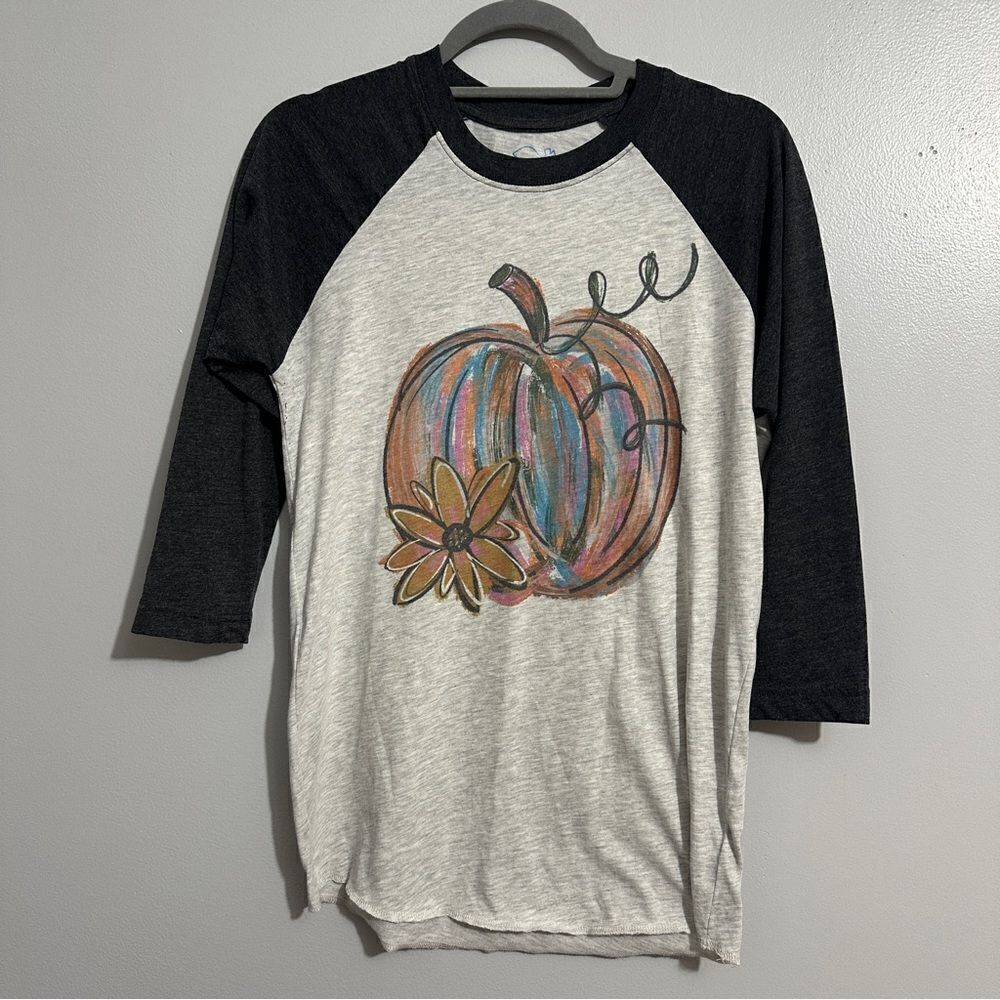 Fall pumpkin raglan shirt Luckybird clothing size S